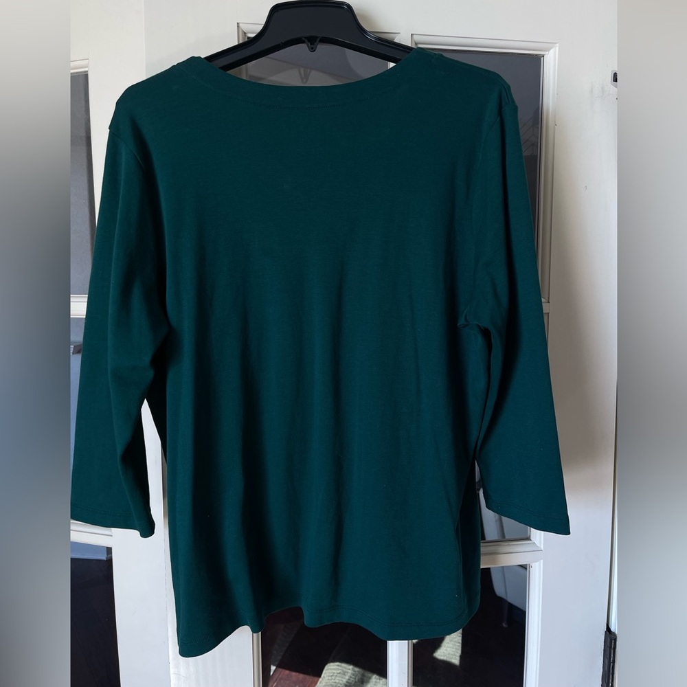L.L. Bean Women's Pima Cotton Soft V-Neck Tee 3/4 sleeve top - Picture 3 of 3